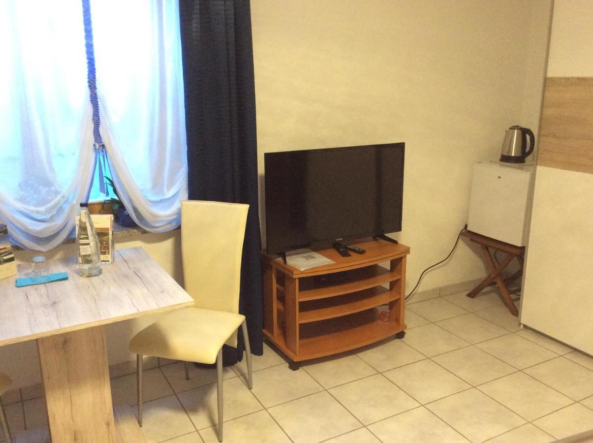 Volkertshausen Ferienappartement Souterrain מראה חיצוני תמונה