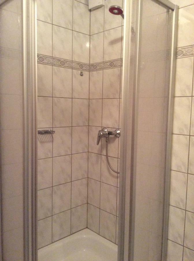 Volkertshausen Ferienappartement Souterrain מראה חיצוני תמונה