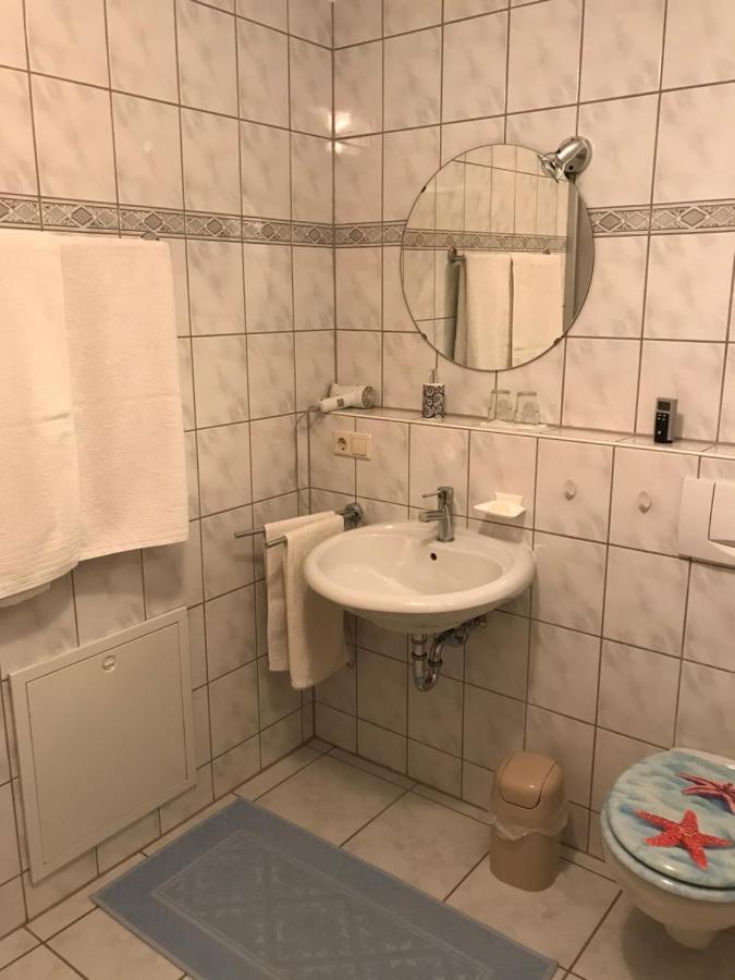 Volkertshausen Ferienappartement Souterrain מראה חיצוני תמונה