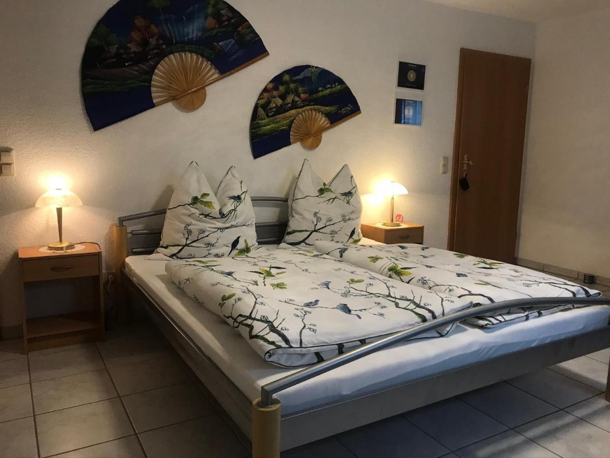 Volkertshausen Ferienappartement Souterrain מראה חיצוני תמונה